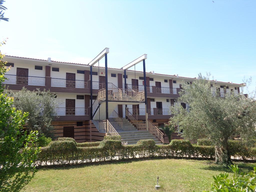 Porto Matina Hotel Metamorfosi  Buitenkant foto